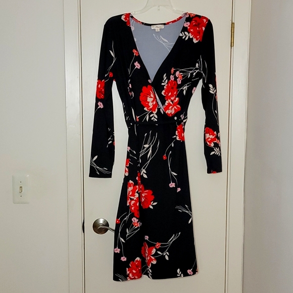Long Sleeve Black Floral Dress - Picture 1 of 5